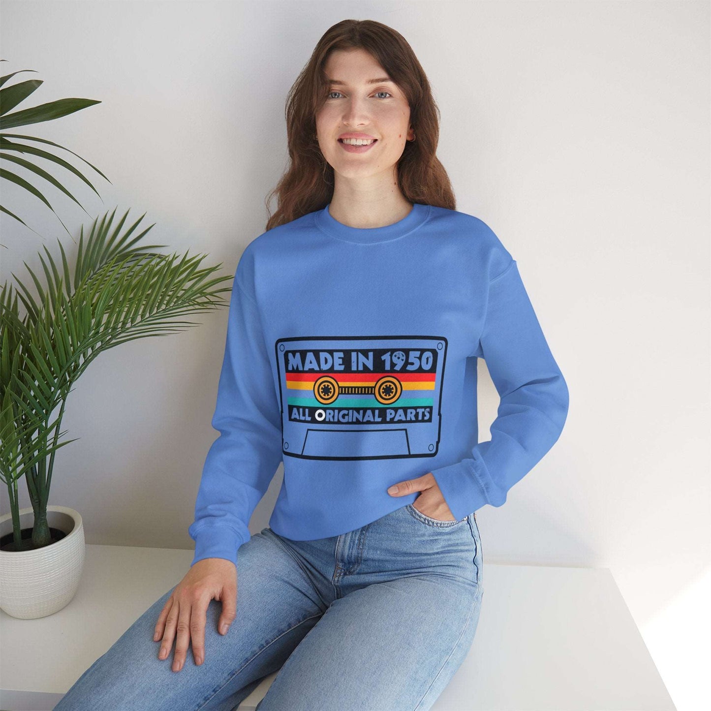 Vintage 1950s Old Tape Cassette Unisex Heavy Blend™ Crewneck Sweatshirt | Retro Graphic Sweatshirt - ArtShirt Couture