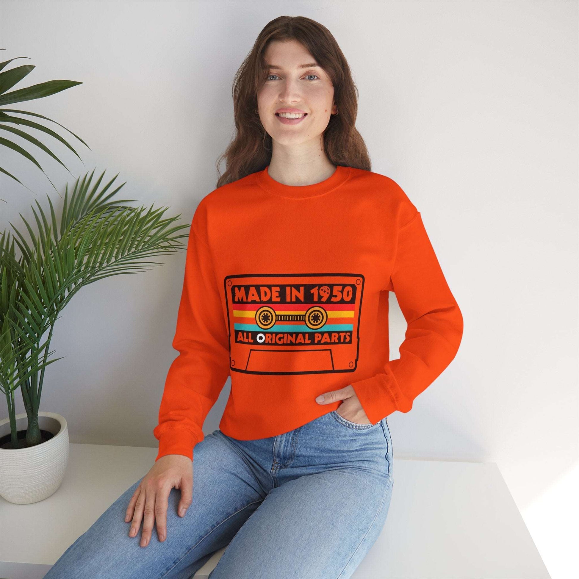 Vintage 1950s Old Tape Cassette Unisex Heavy Blend™ Crewneck Sweatshirt | Retro Graphic Sweatshirt - ArtShirt Couture